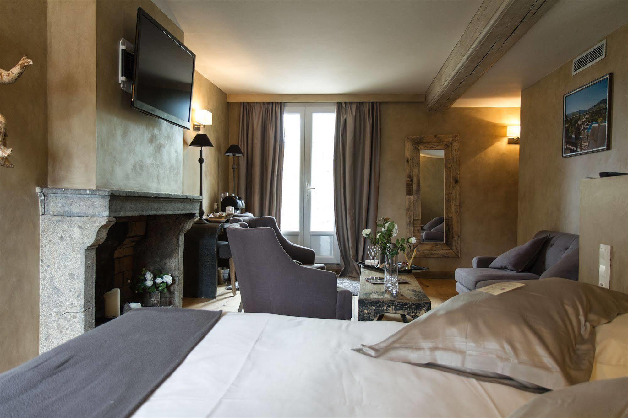 Charme & Business Hotel Lyon Limonest Ngoại thất bức ảnh